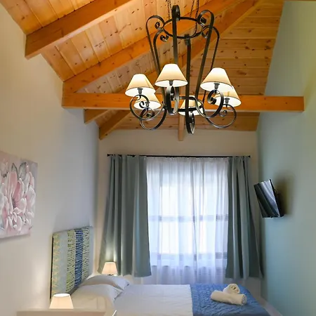 Villa Traditional