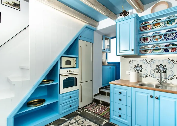 Traditional * Koskinou (Rhodes)