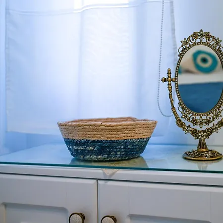 וילה Traditional